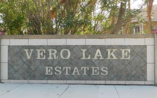 Vero Lake Estates Exterior