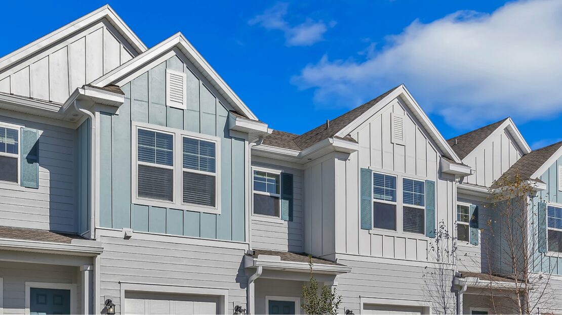 Longbay Townhomes Community by Lennar