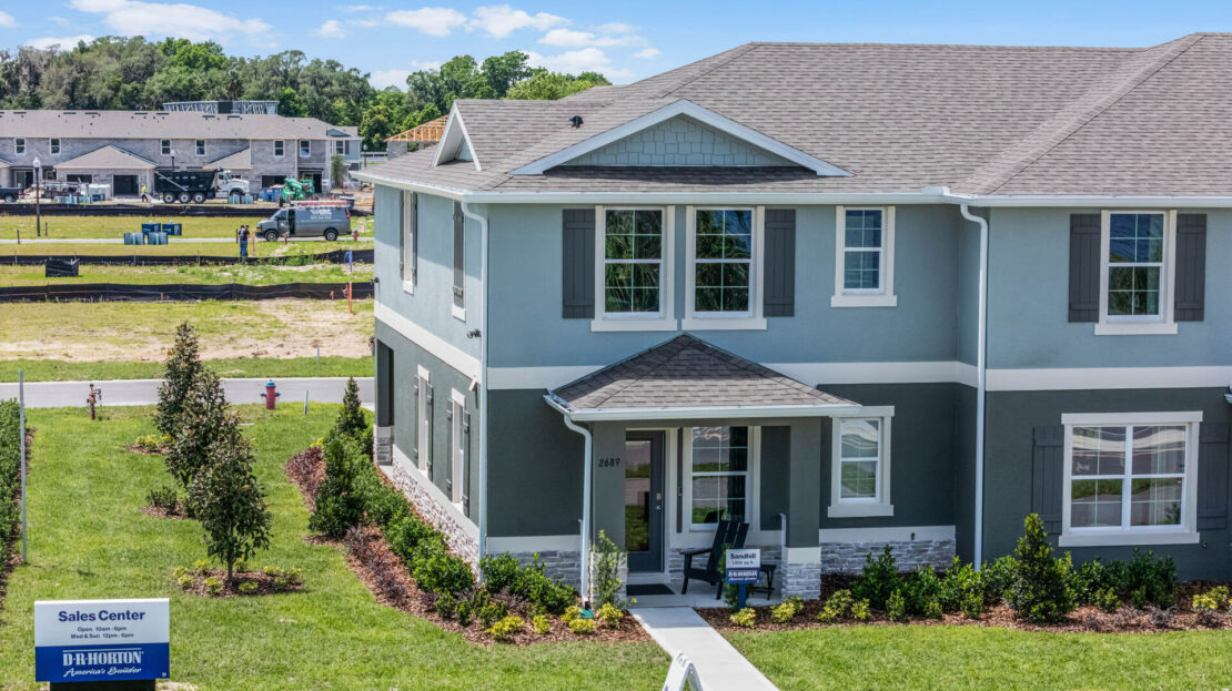 Avian Pointe Townhomes Exterior