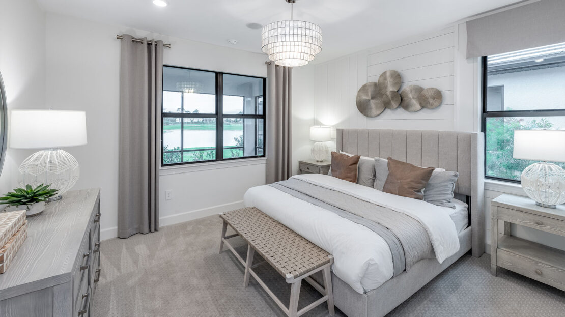 Contour Model at Terreno in NaplesContour Model at Terreno by Pulte