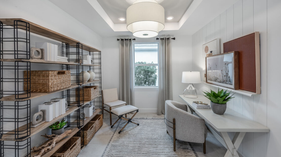 Mystique Model at River Hall Country Club in AlvaMystique Model at River Hall Country Club by Pulte