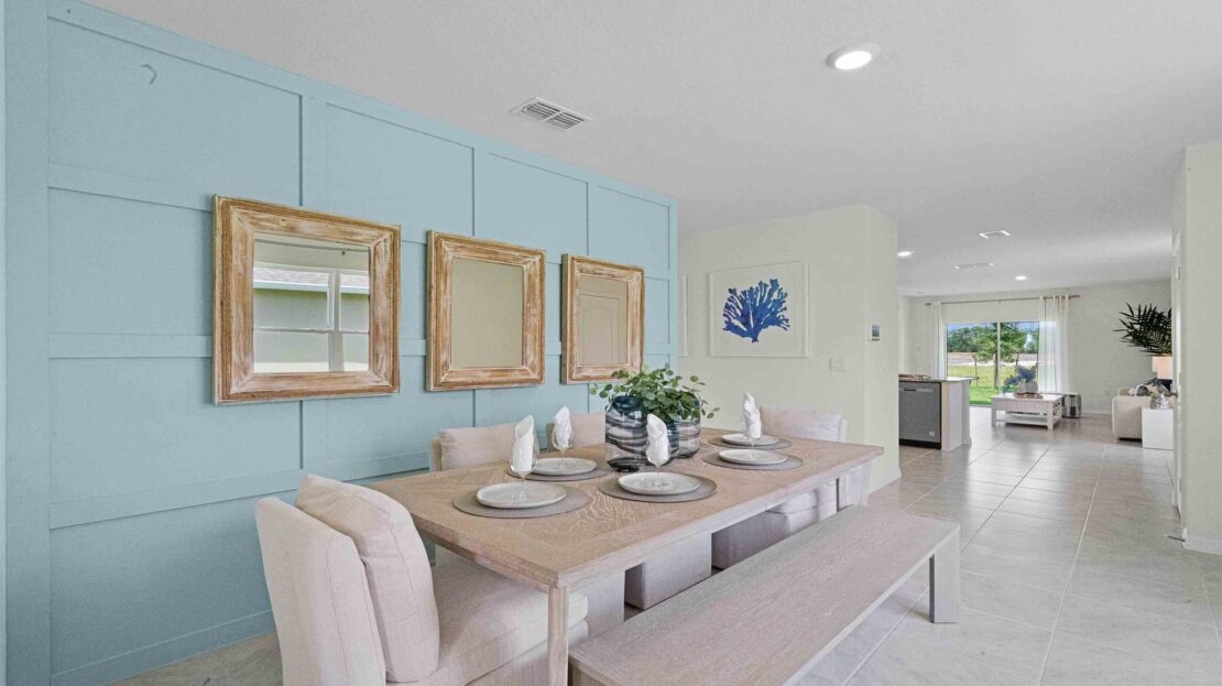 Allex model in Saint Cloud