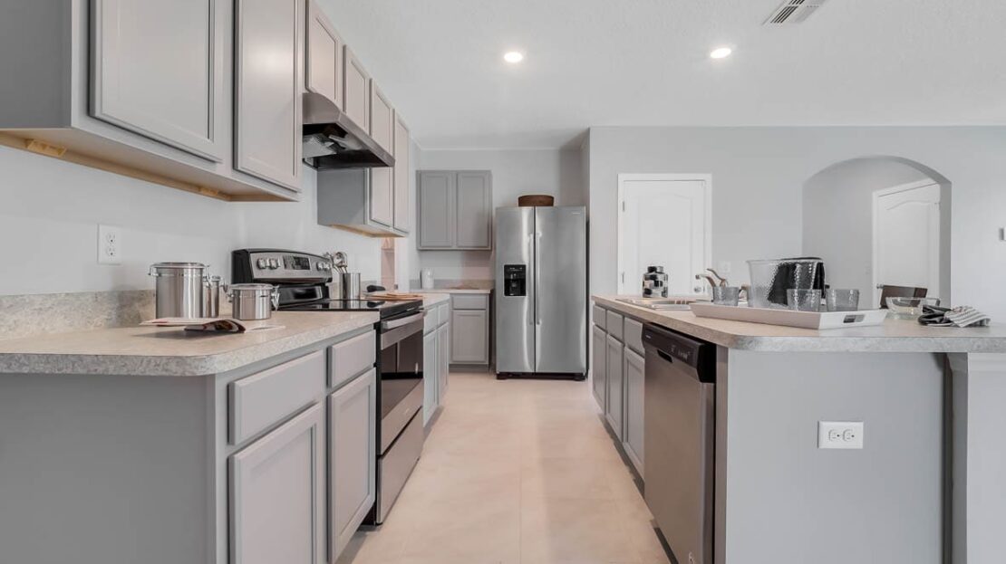 Robie model in Haines City