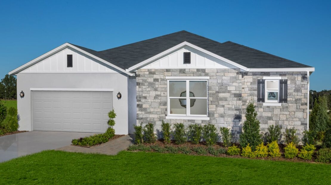 Plan 2342 Model at Chelsea Square Eustis FL