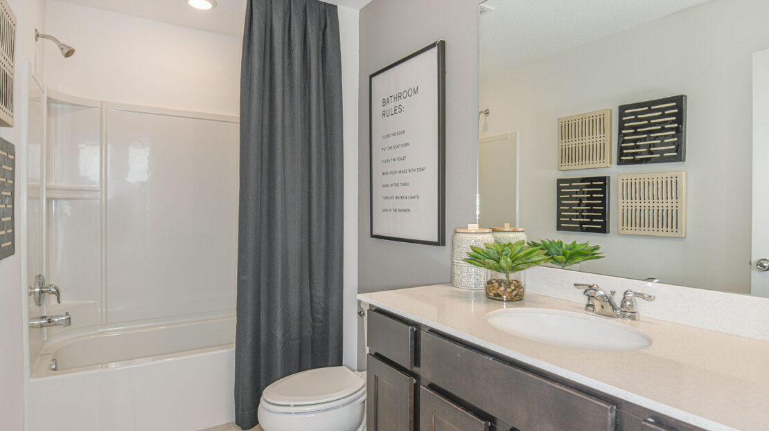 Pinecrest Model at Twisted Oaks New Construction