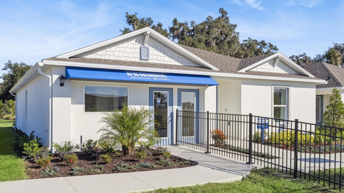 Willowbrook South interior