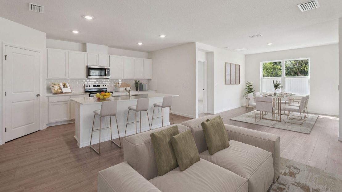 Covington model in Saint Cloud