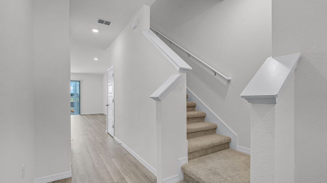 Citrus Ridge interior