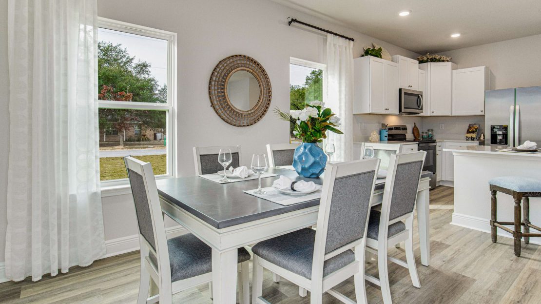 Ellie's Cove Pensacola