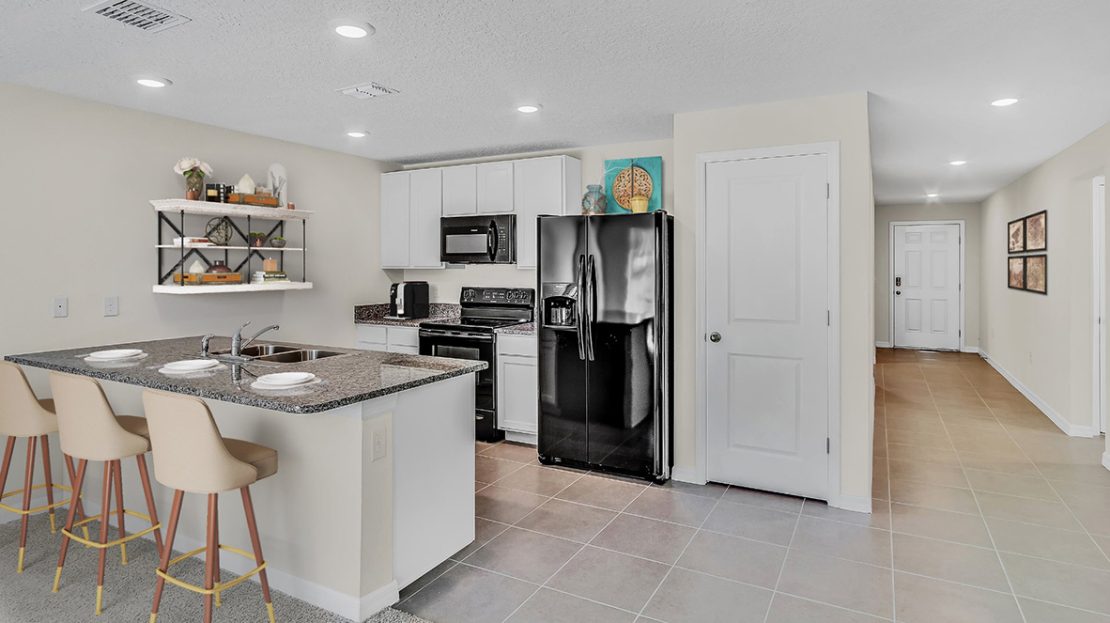 Freeport model in Fort Pierce