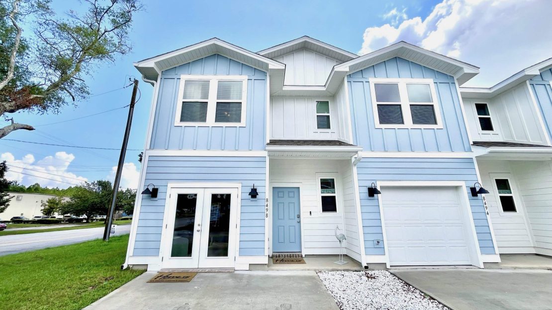 Midtown Oaks Exterior