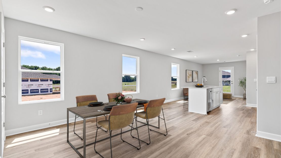 Colonial East-Julia Model