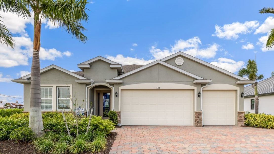 Cape Coral Spot - Tradition Single family