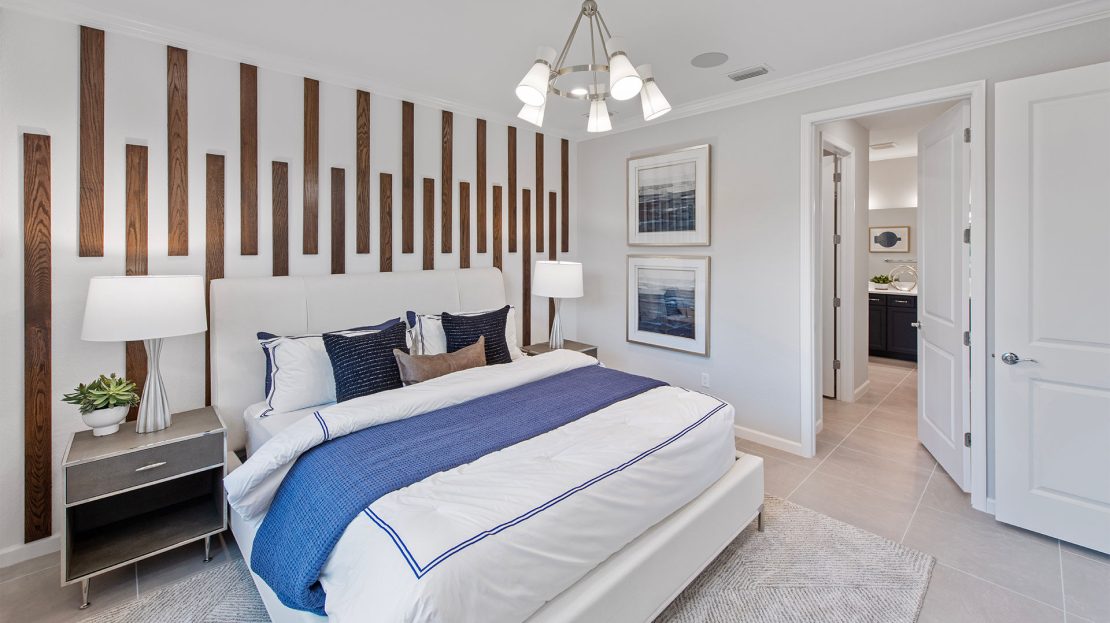 Hallmark Model at Harbor Isle New Construction