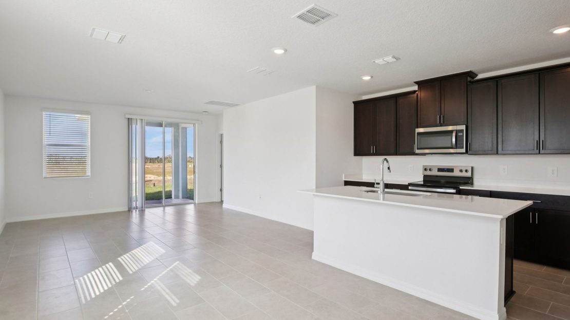 Yellowstone model in Lake Alfred