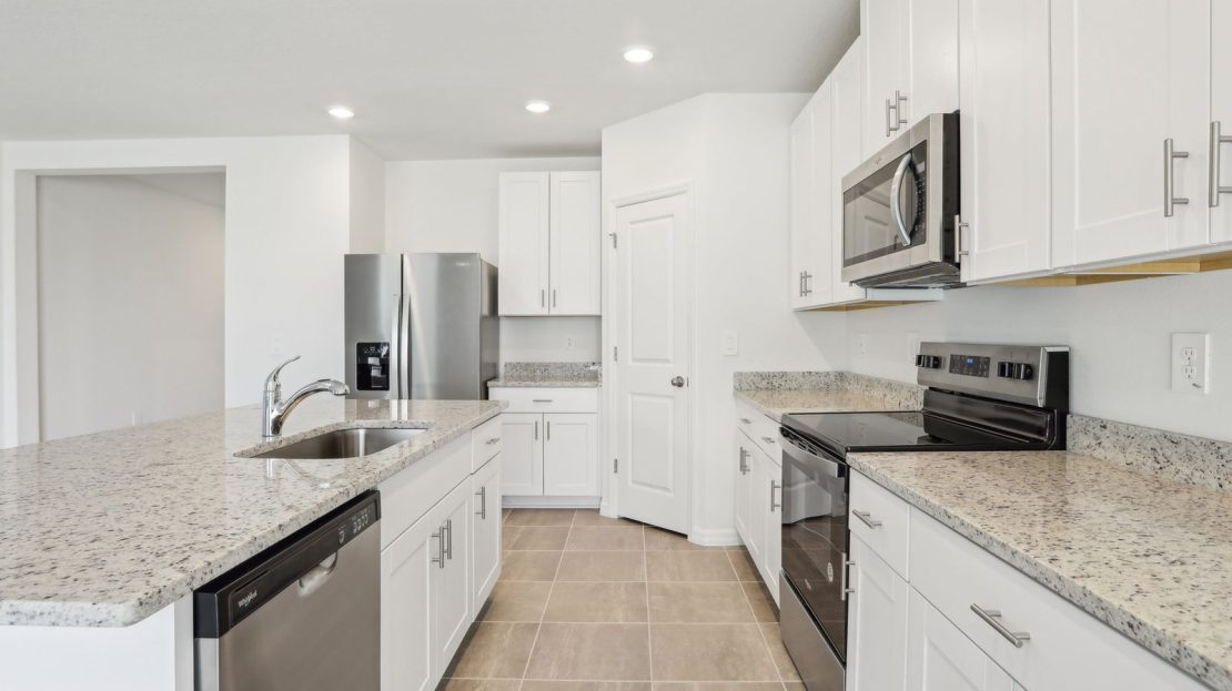 Hibiscus model in Auburndale