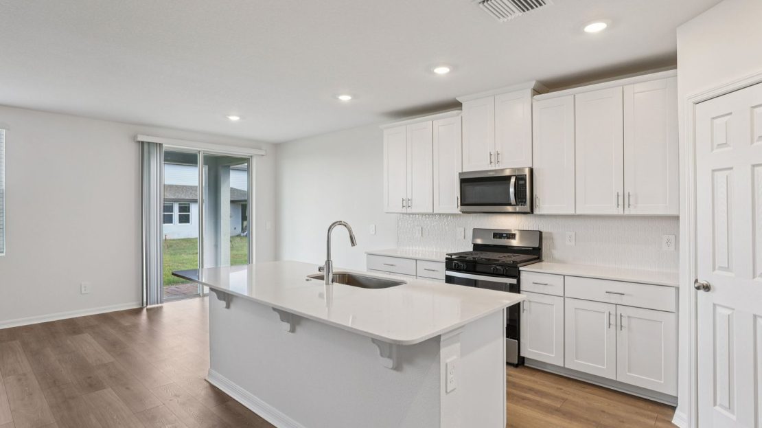 Hibiscus model in St. Cloud