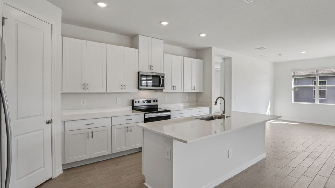 Emilia model in Palmetto