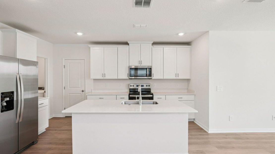 Yellowstone model in Haines City