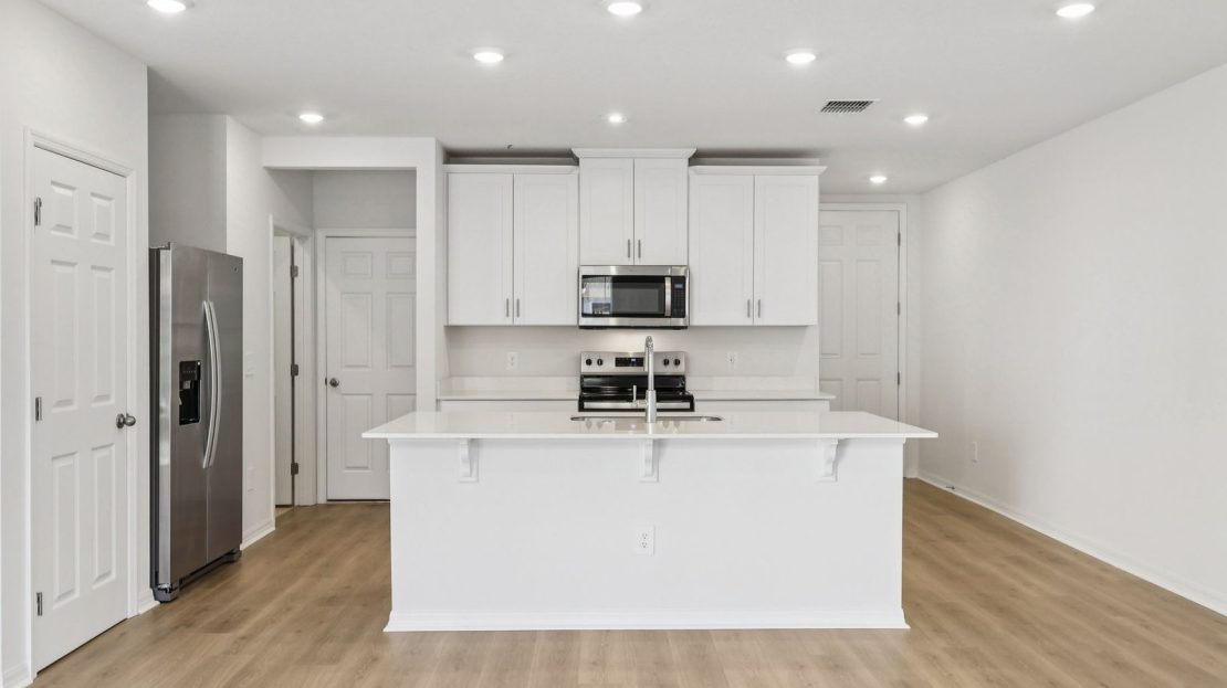 Oakville I model in St. Cloud