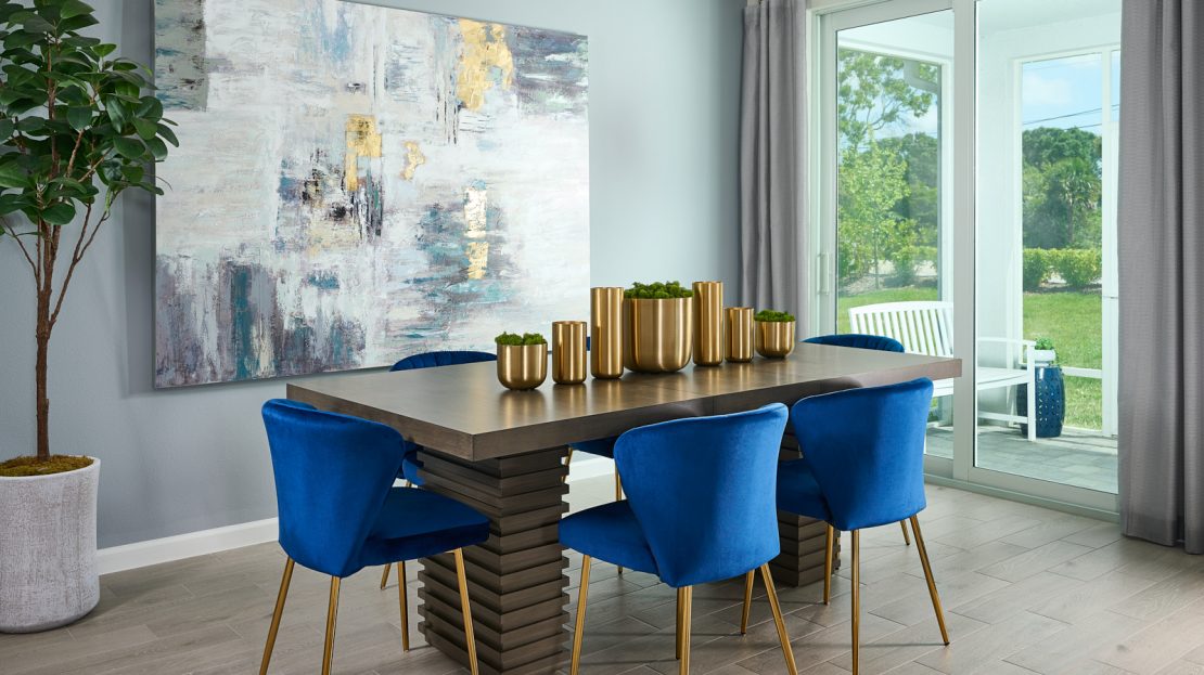 Hibiscus model in Vero Beach