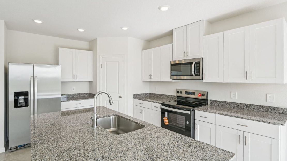 Hibiscus model in Haines City