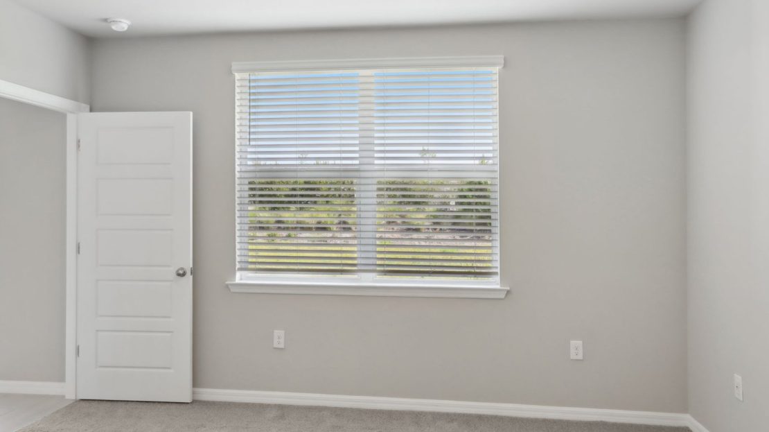 Finch model in Babcock Ranch