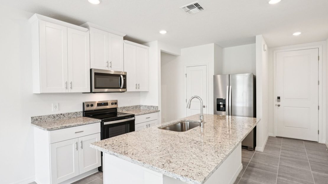 Denali model in Lake Hamilton