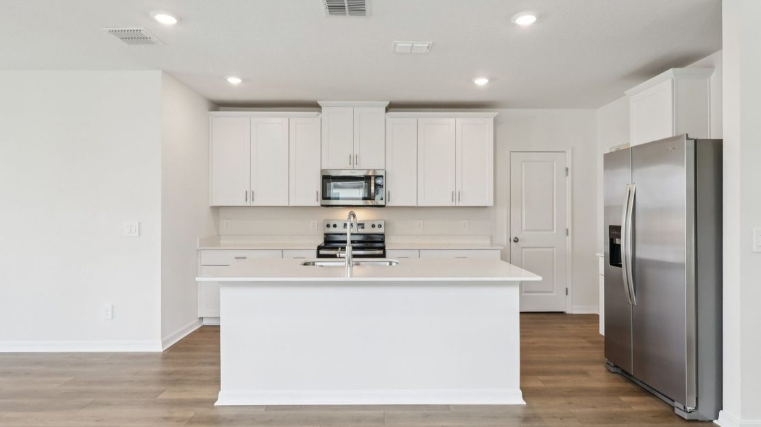 Yellowstone model in Haines City