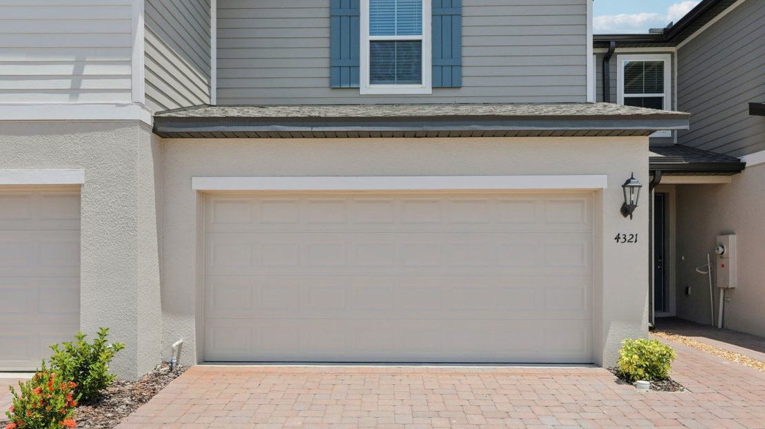 Oakville I Exterior floorplan