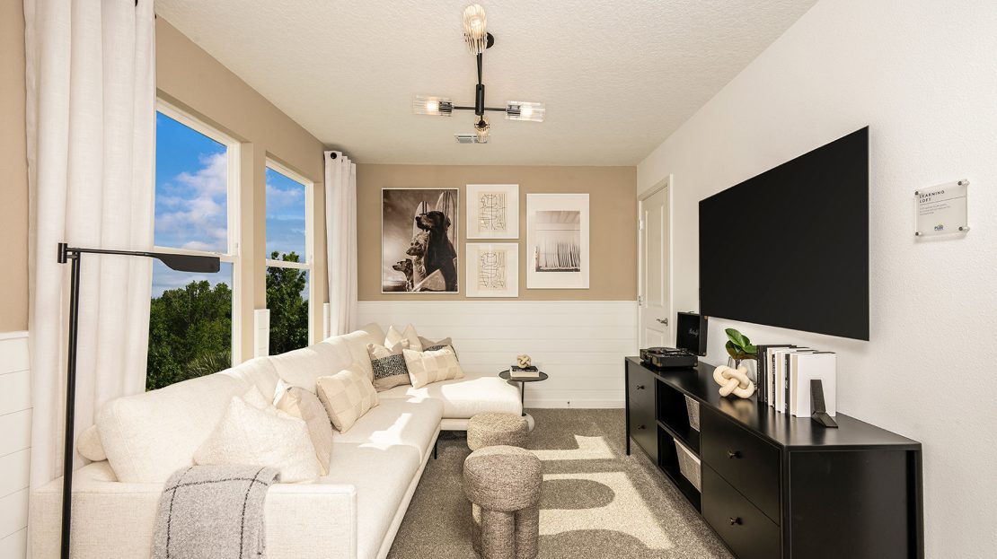 Pinecrest Model at Twisted Oaks New Construction