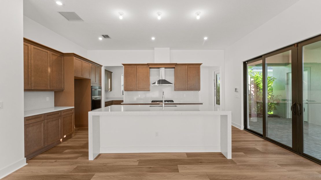 Cape model in Palm City