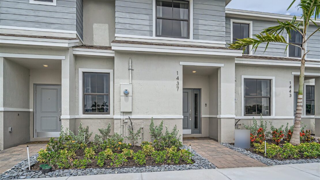 Angelo model in Florida City