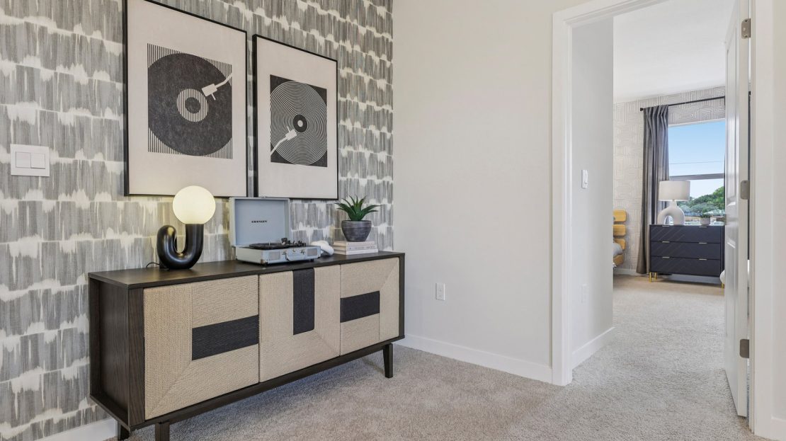 Robie model in Pompano Beach